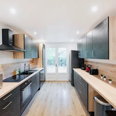 Casa Eden - 7-bedroom House - Enclosed Garden Angers